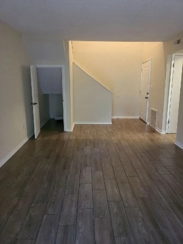101 E Rhodes Dr #1 - Photo 7 of 9
