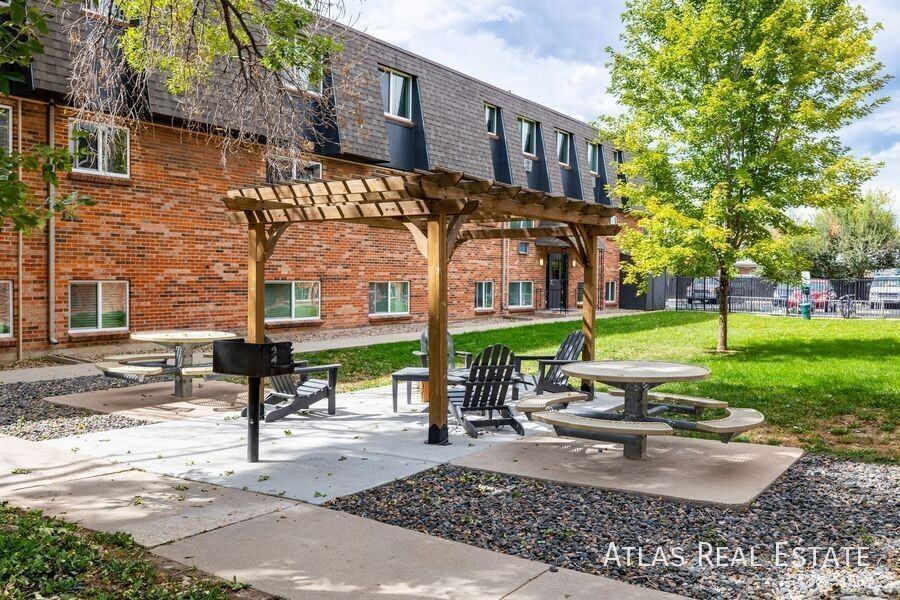 Willowbrook Crossing - Photo 2 of 48