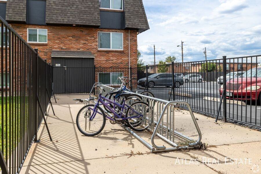 Willowbrook Crossing - Photo 4 of 48