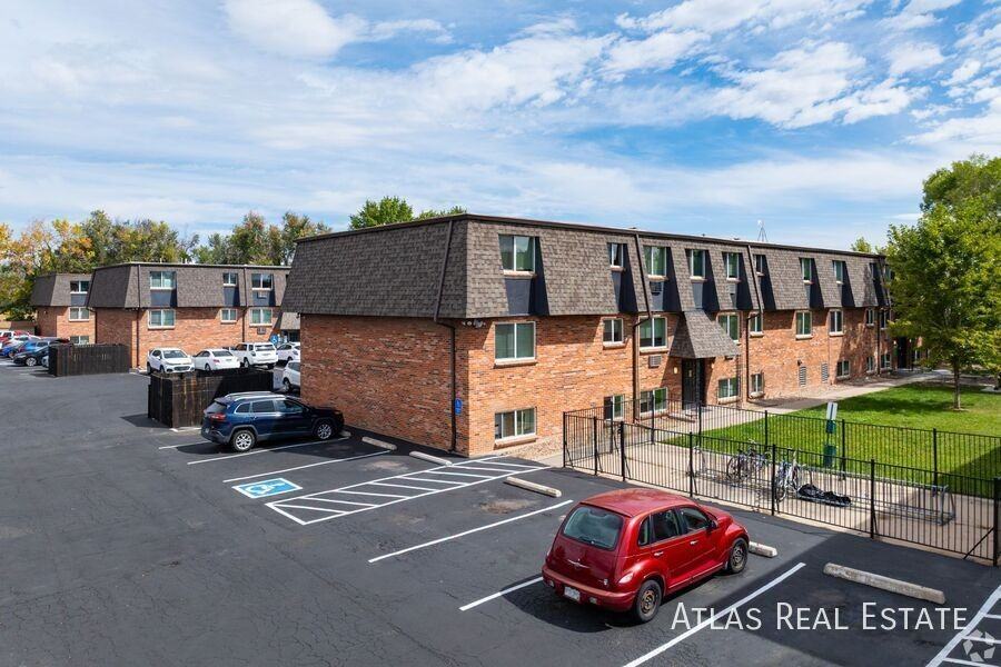 Willowbrook Crossing - Photo 7 of 48
