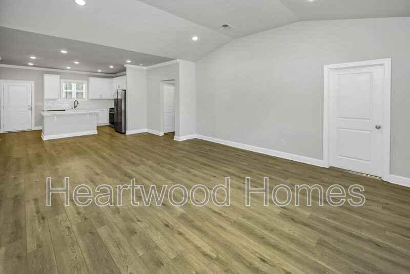 6640 Satchel Ford Rd - Photo 2 of 36