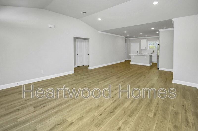 6640 Satchel Ford Rd - Photo 3 of 36