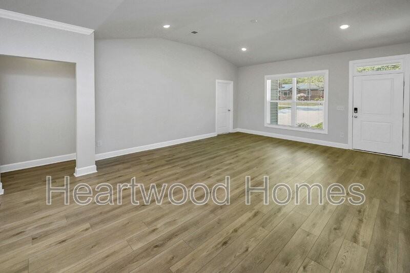 6640 Satchel Ford Rd - Photo 5 of 36