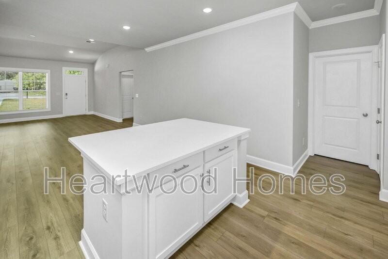 6640 Satchel Ford Rd - Photo 7 of 36