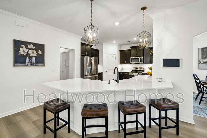 924 Windchase Way - Photo 3 of 50