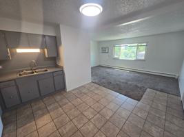 featured image of 1936 Vinewood Ln