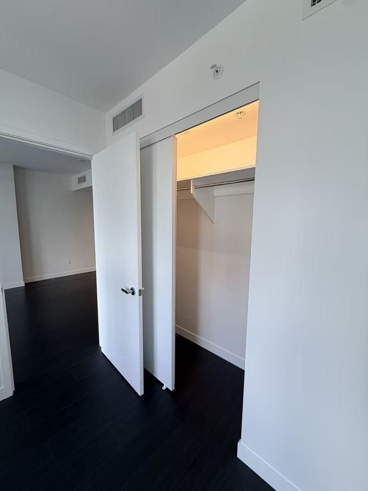 6608 Sussex Avenue #507 - Photo 3 of 15