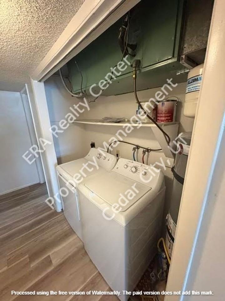 421 N 800 W #3 - Photo 6 of 16