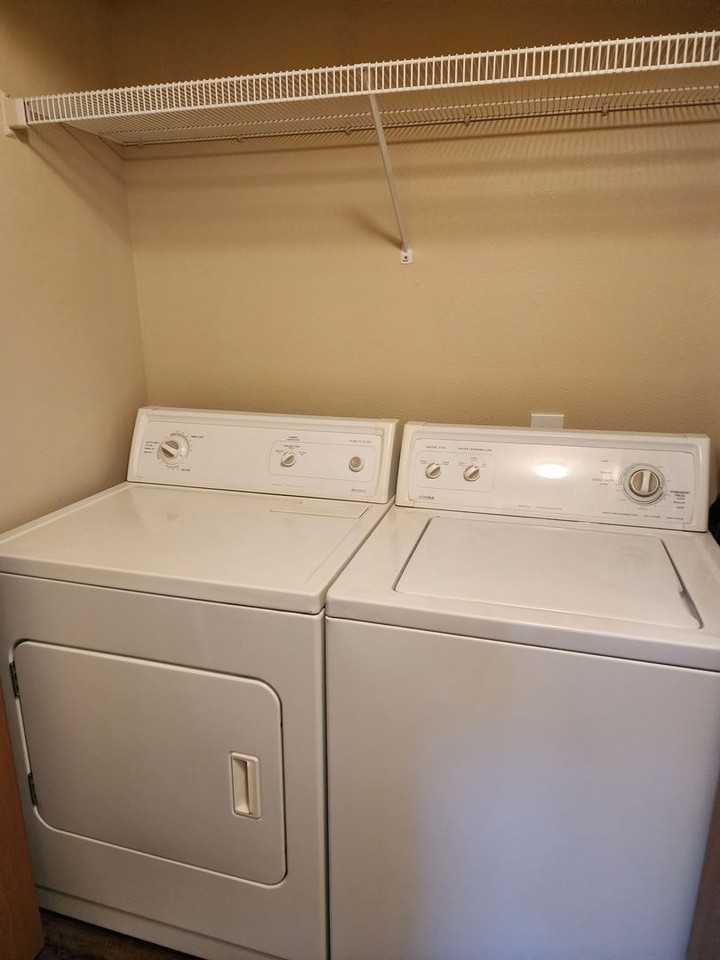 Canyon Greens Apartments - Photo 3 of 13