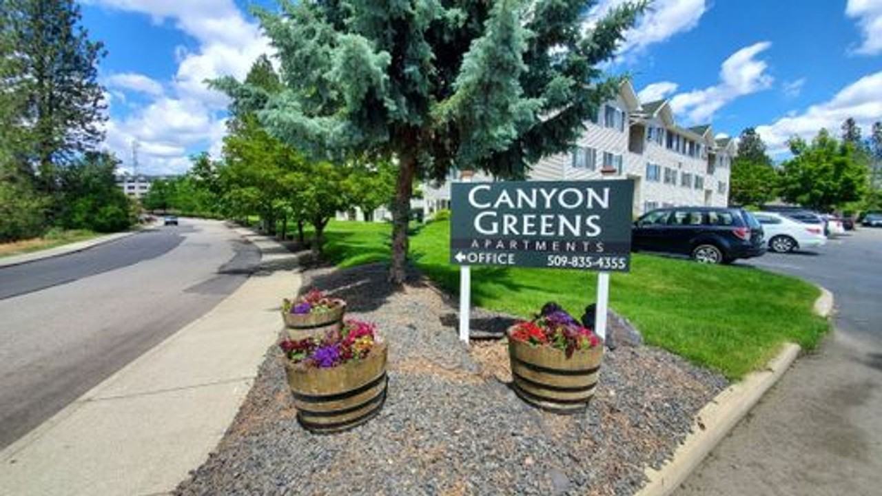 Canyon Greens Apartments - Photo 6 of 11