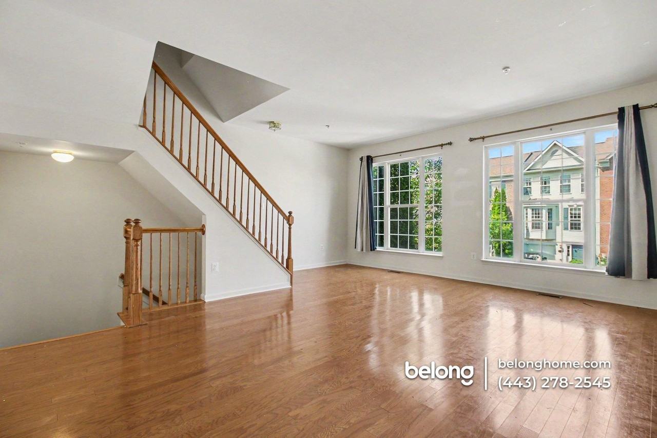 2532 Emerson Dr - Photo 2 of 13