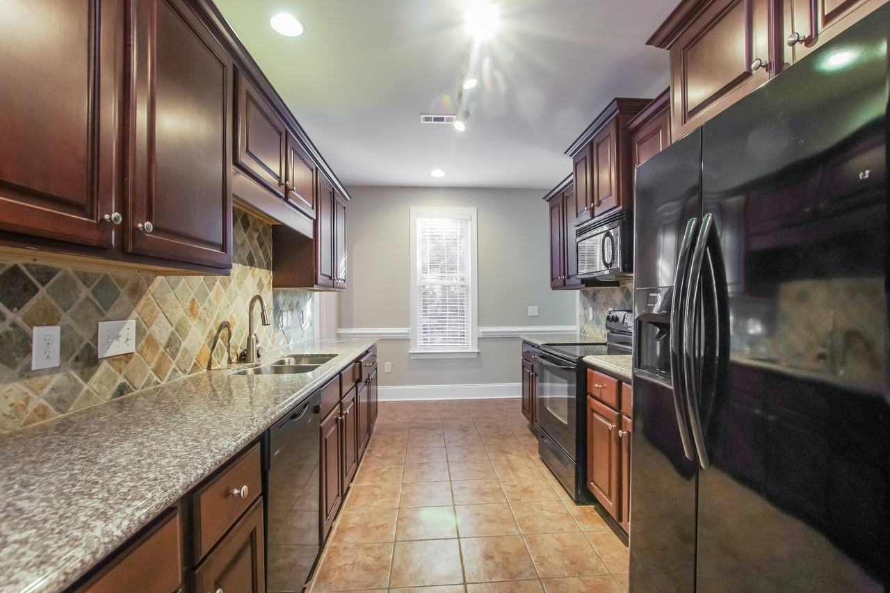 3040 Ivy Brook Pl - Photo 3 of 15