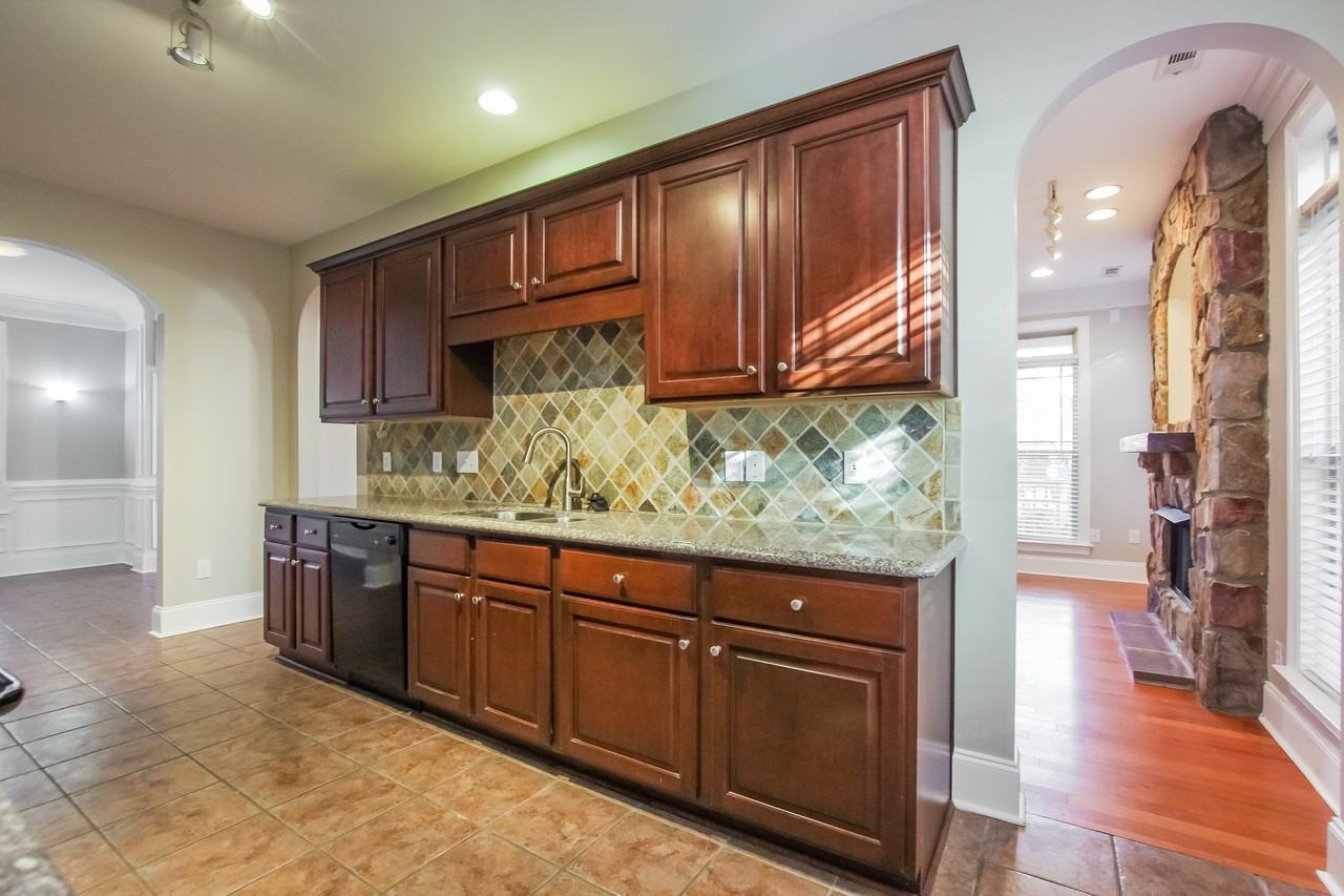 3040 Ivy Brook Pl - Photo 5 of 15