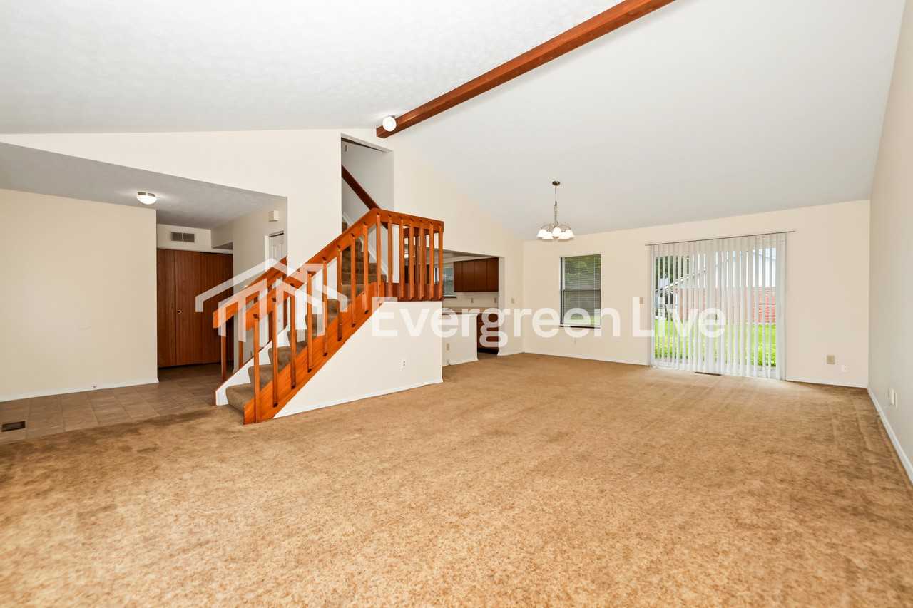 6593 Shull Rd - Photo 3 of 15