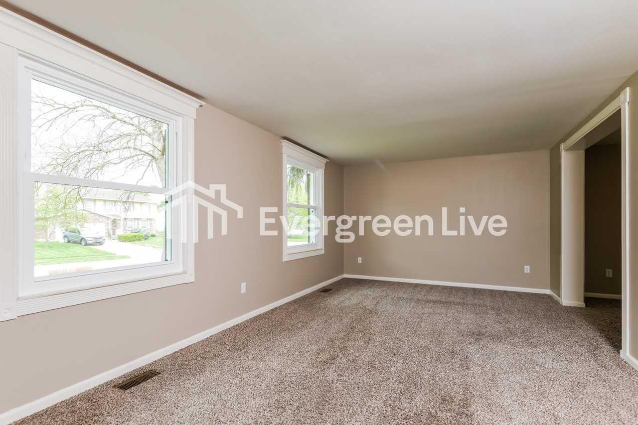 4206 Satellite Ave - Photo 3 of 15