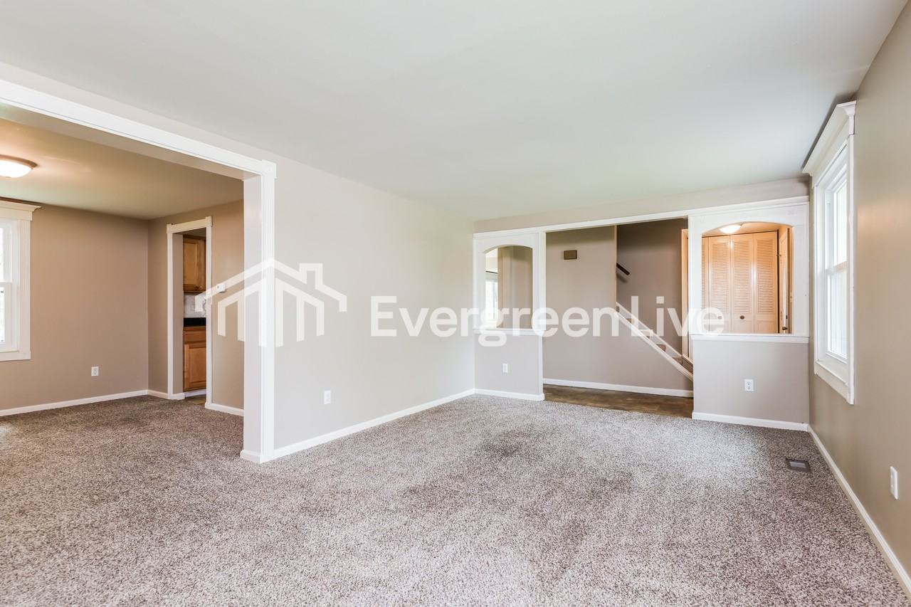 4206 Satellite Ave - Photo 4 of 15
