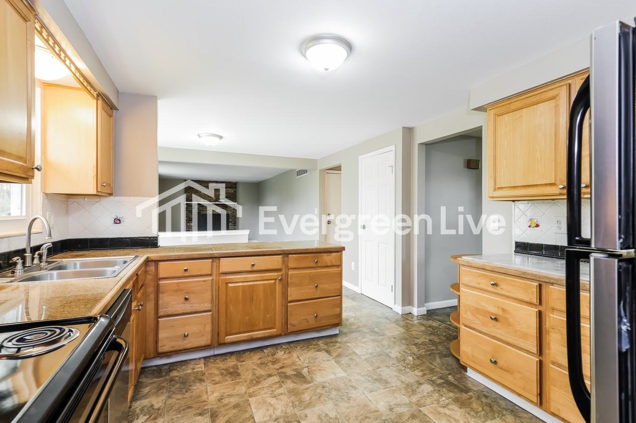 4206 Satellite Ave - Photo 6 of 15