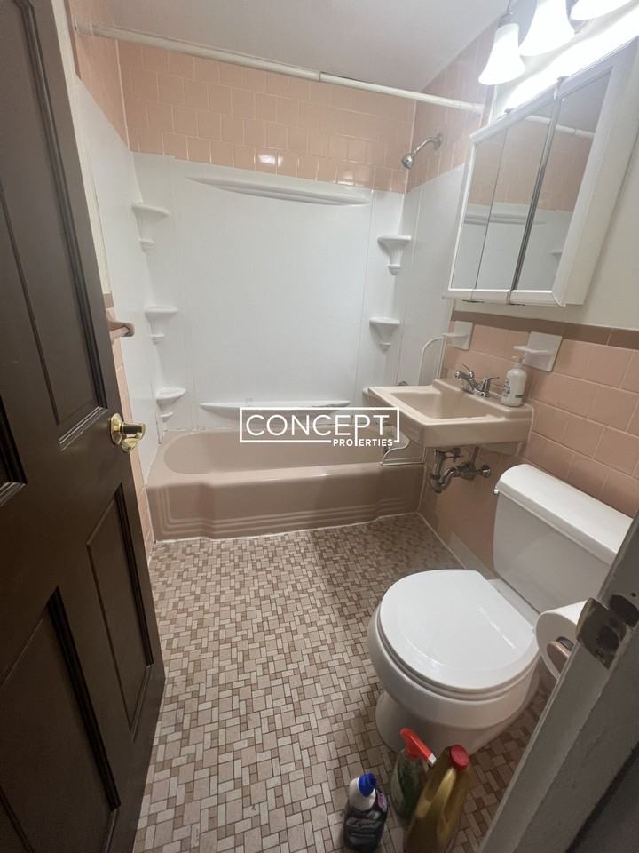 182 Central St #8 - Photo 3 of 18