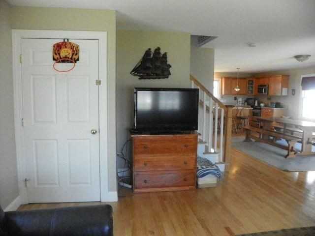 37 Hull St - Photo 6 of 17
