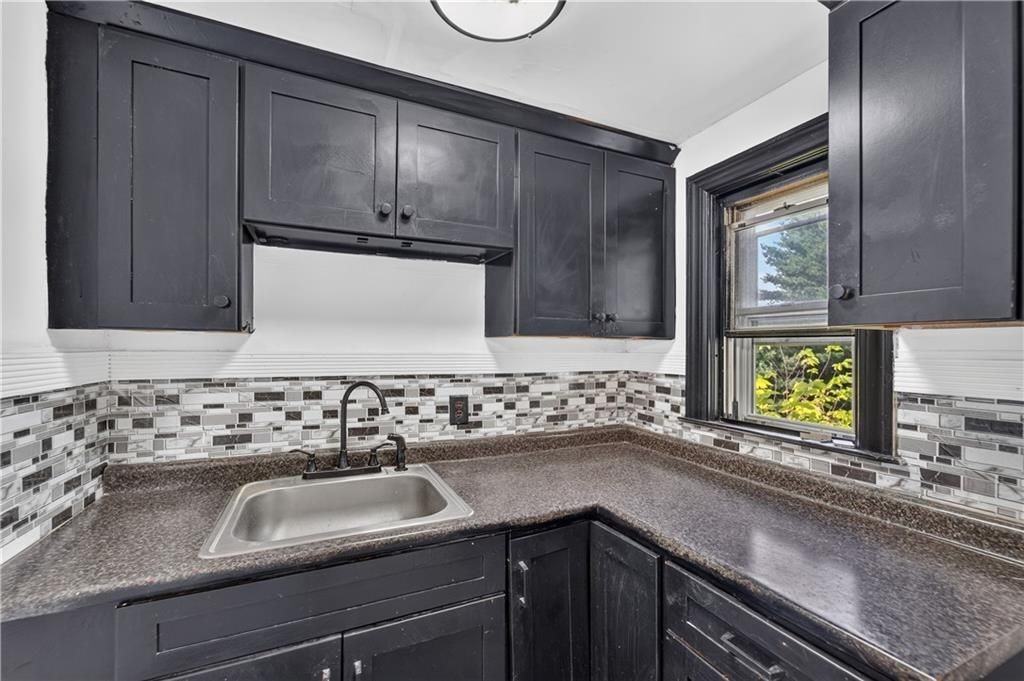 121 Central Ave ##2 - Photo 3 of 15