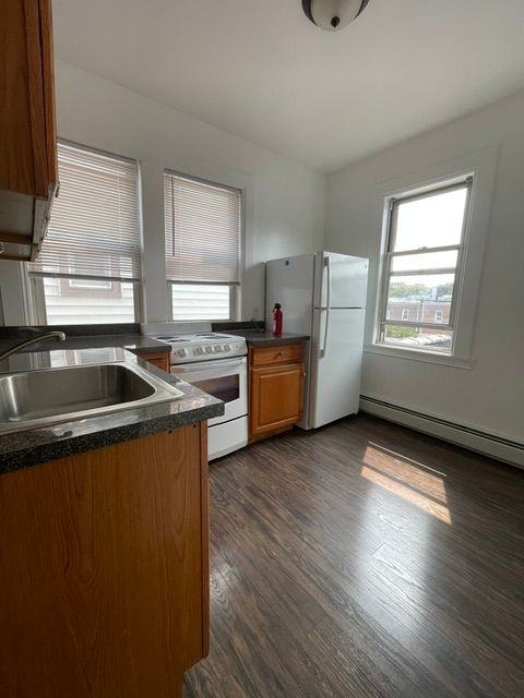 1865 Mulford Ave ##2 - Photo 7 of 8