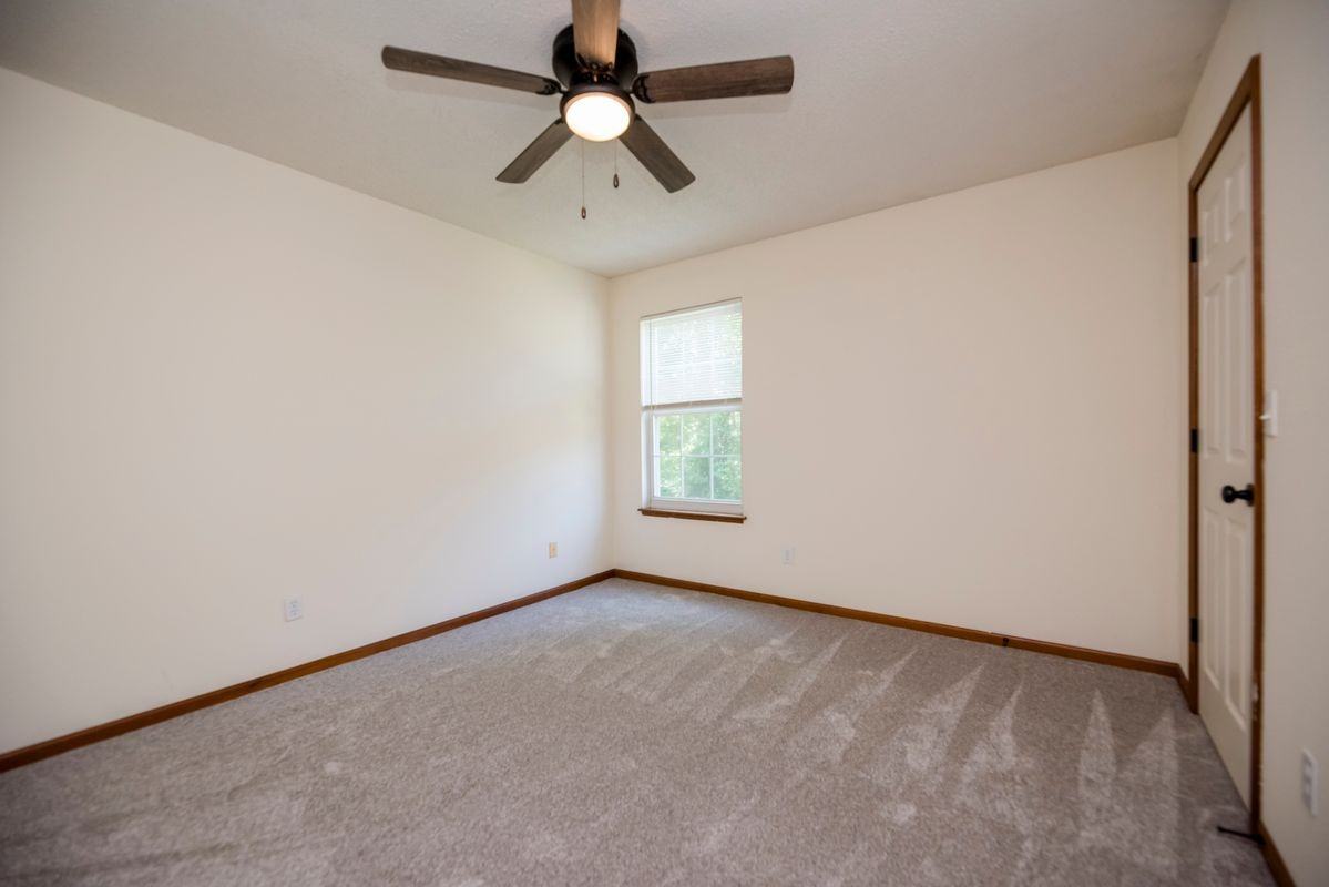 3600 Berkshire Ct - Photo 7 of 12