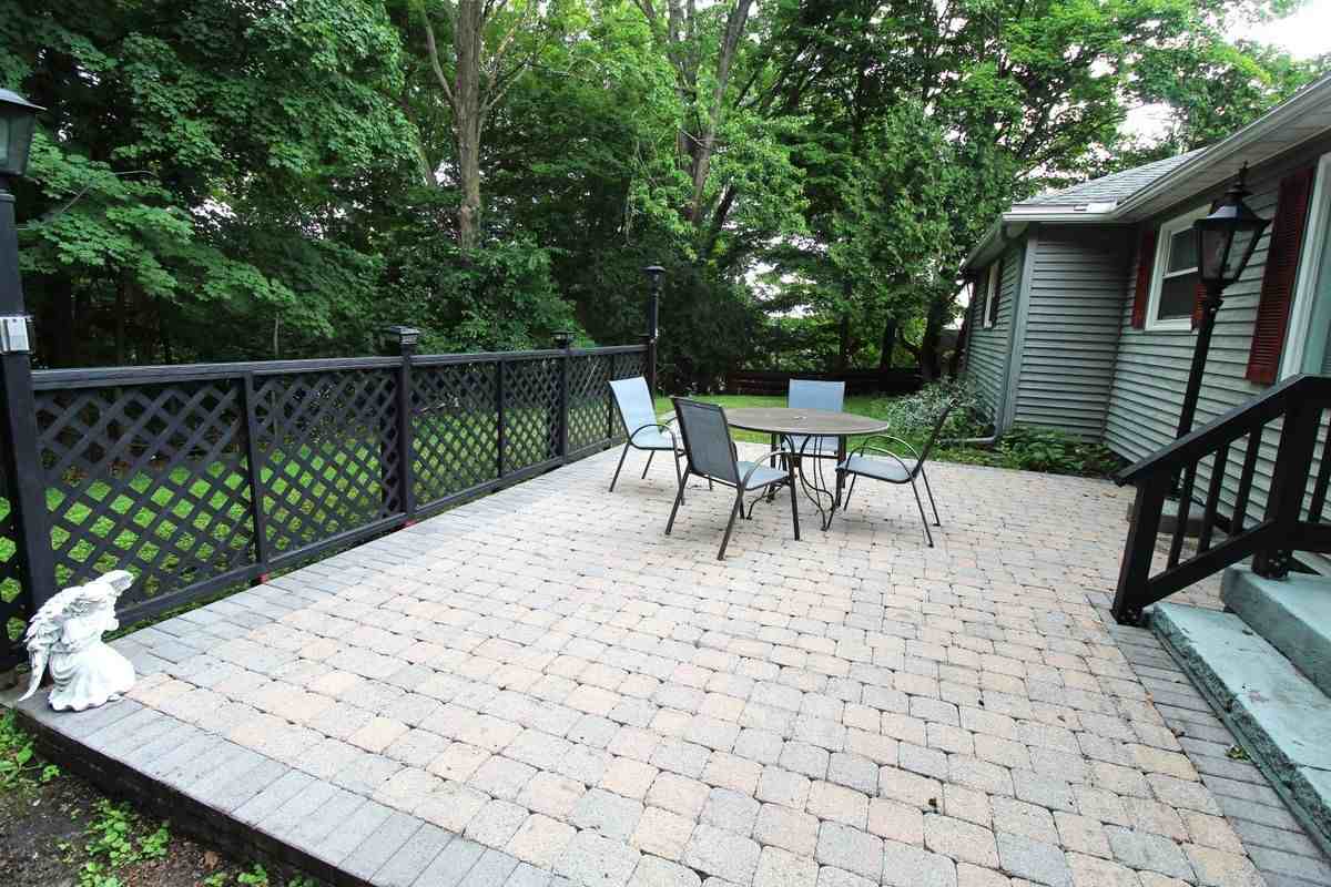 24 Forest Rd - Photo 6 of 39