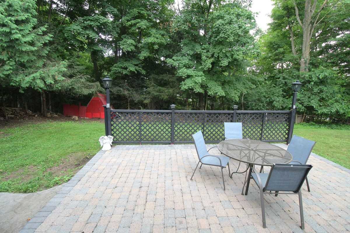 24 Forest Rd - Photo 7 of 39