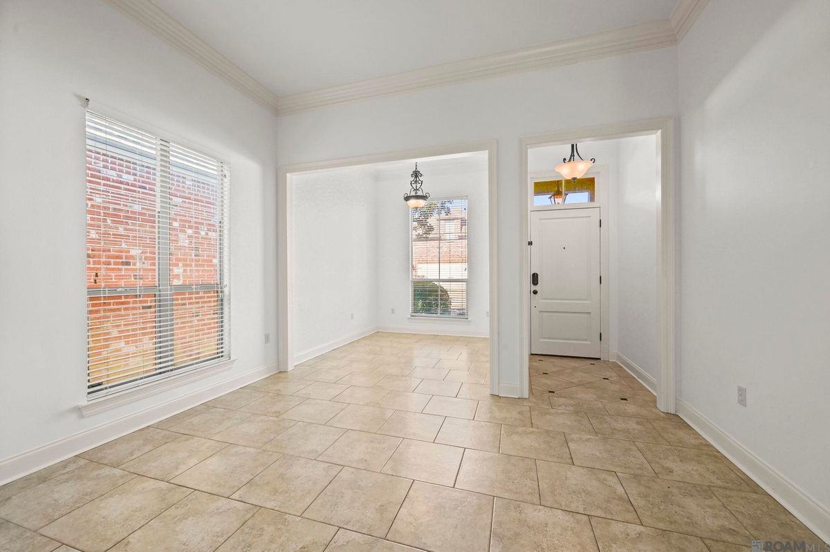 17514 Lake Willow Ave - Photo 2 of 16