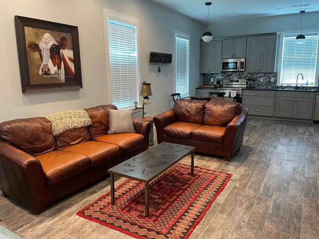 8470B Hearn Rd - Photo 4 of 10