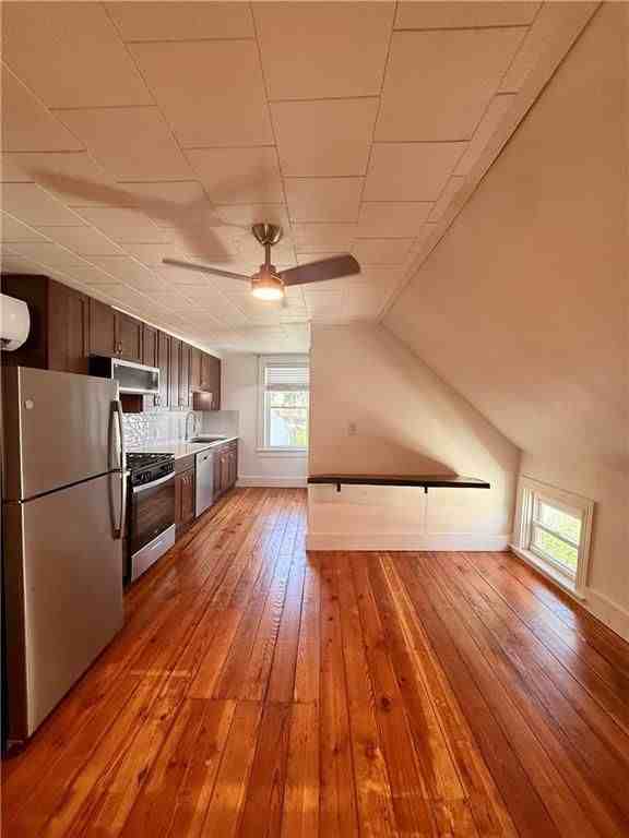 87 Rockland Ave - Photo 4 of 16