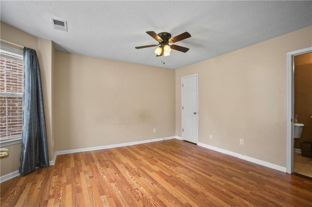 2224 Eagles Nest Cir - Photo 6 of 50
