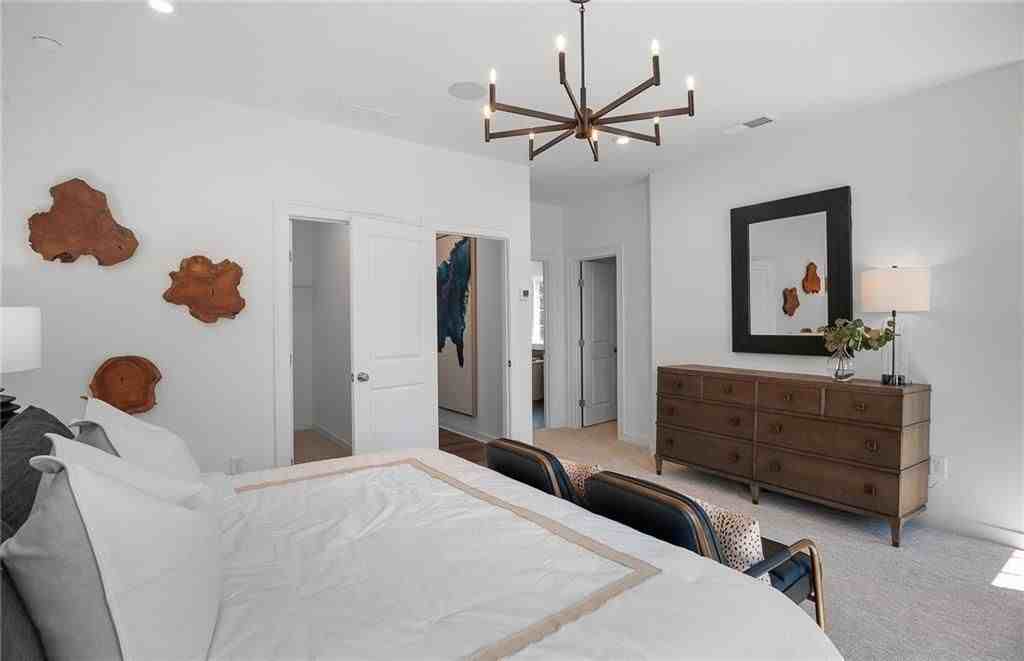 820 Snider Walk Ne - Photo 7 of 20
