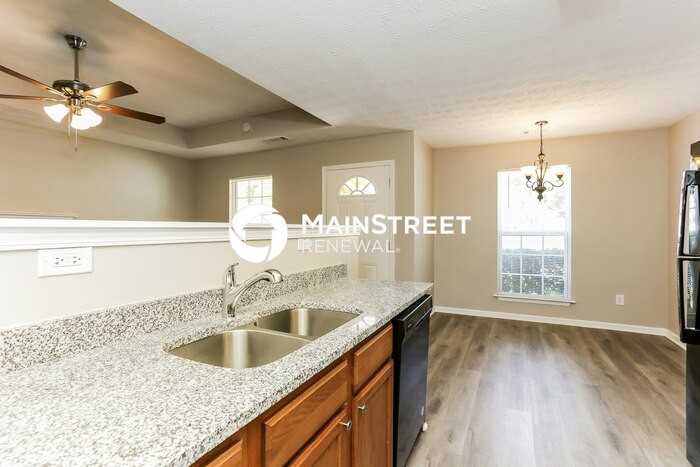 1060 Overlook St - Photo 6 of 16