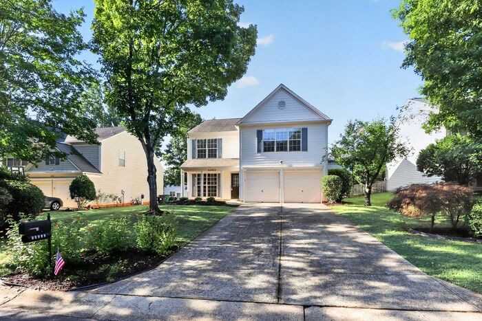 14922 Edindale Dr - Photo 2 of 31
