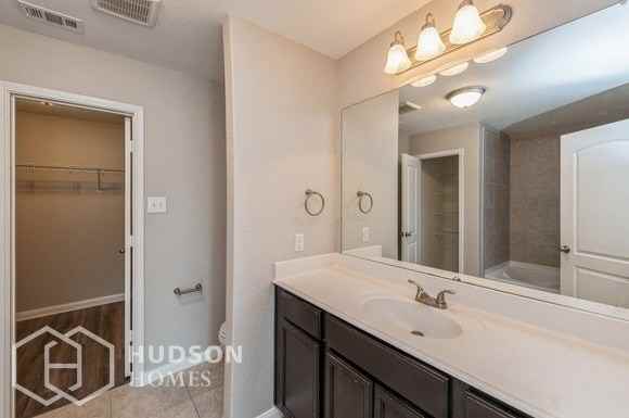 120 Ryan St - Photo 6 of 12