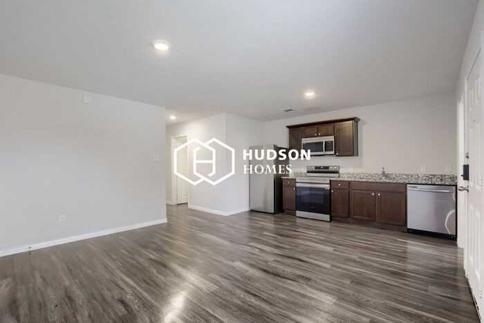 803 W French Ave #A - Photo 6 of 14