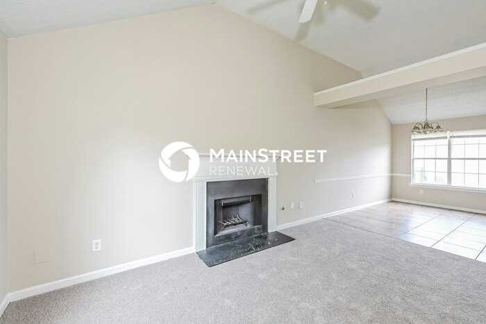 680 Compton Ln - Photo 3 of 15