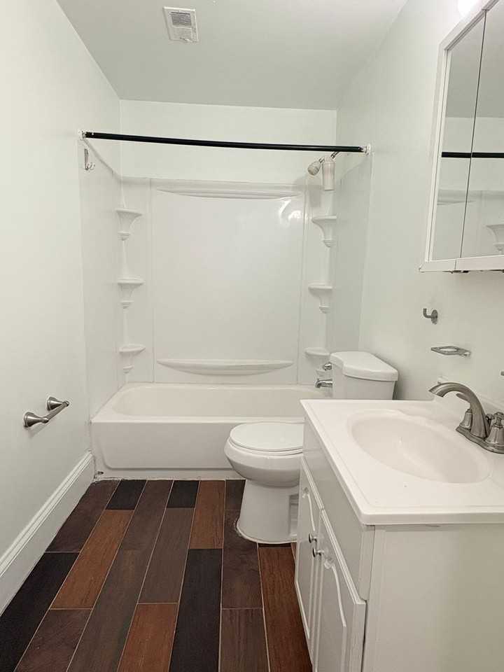 112 E. Preston St - Photo 6 of 22
