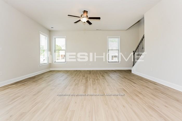 509 Fiery Warbler St - Photo 4 of 18