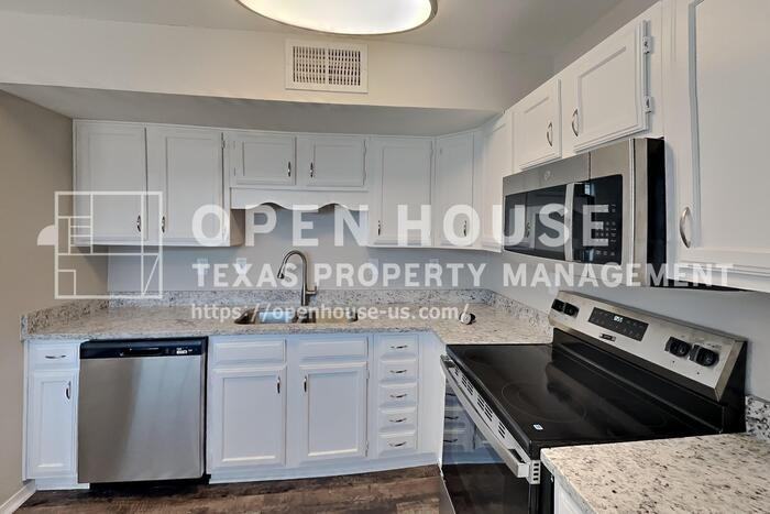 4212 Driscoll Dr - Photo 6 of 20