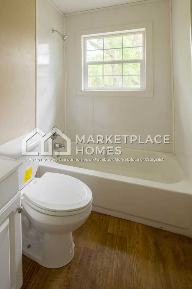 2913 21st St - Photo 7 of 10