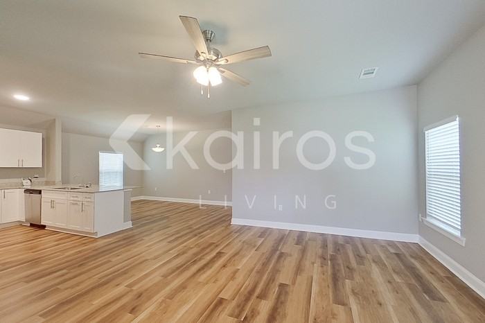 22857 Monterey Ave - Photo 5 of 21