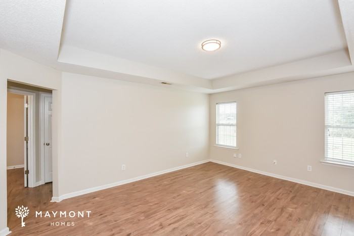 467 Shady Ln - Photo 7 of 12