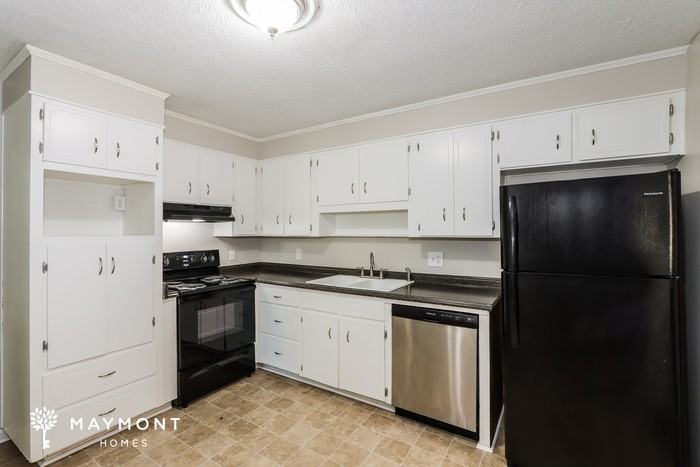 606 Cardinal Dr - Photo 6 of 12