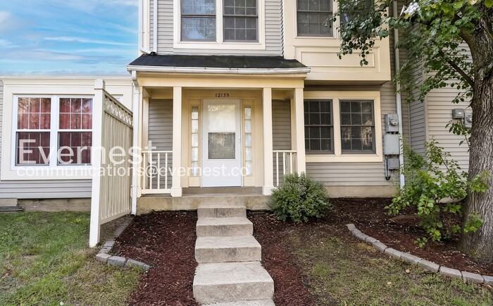 12135 Salemtown Dr - Photo 2 of 27