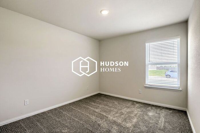 3020 Titus Ct - Photo 6 of 12