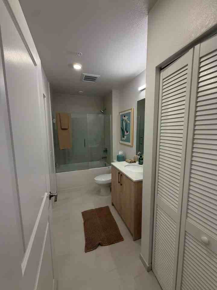 1425 1455 NW 123rd Ct. #27 - Photo 4 of 6