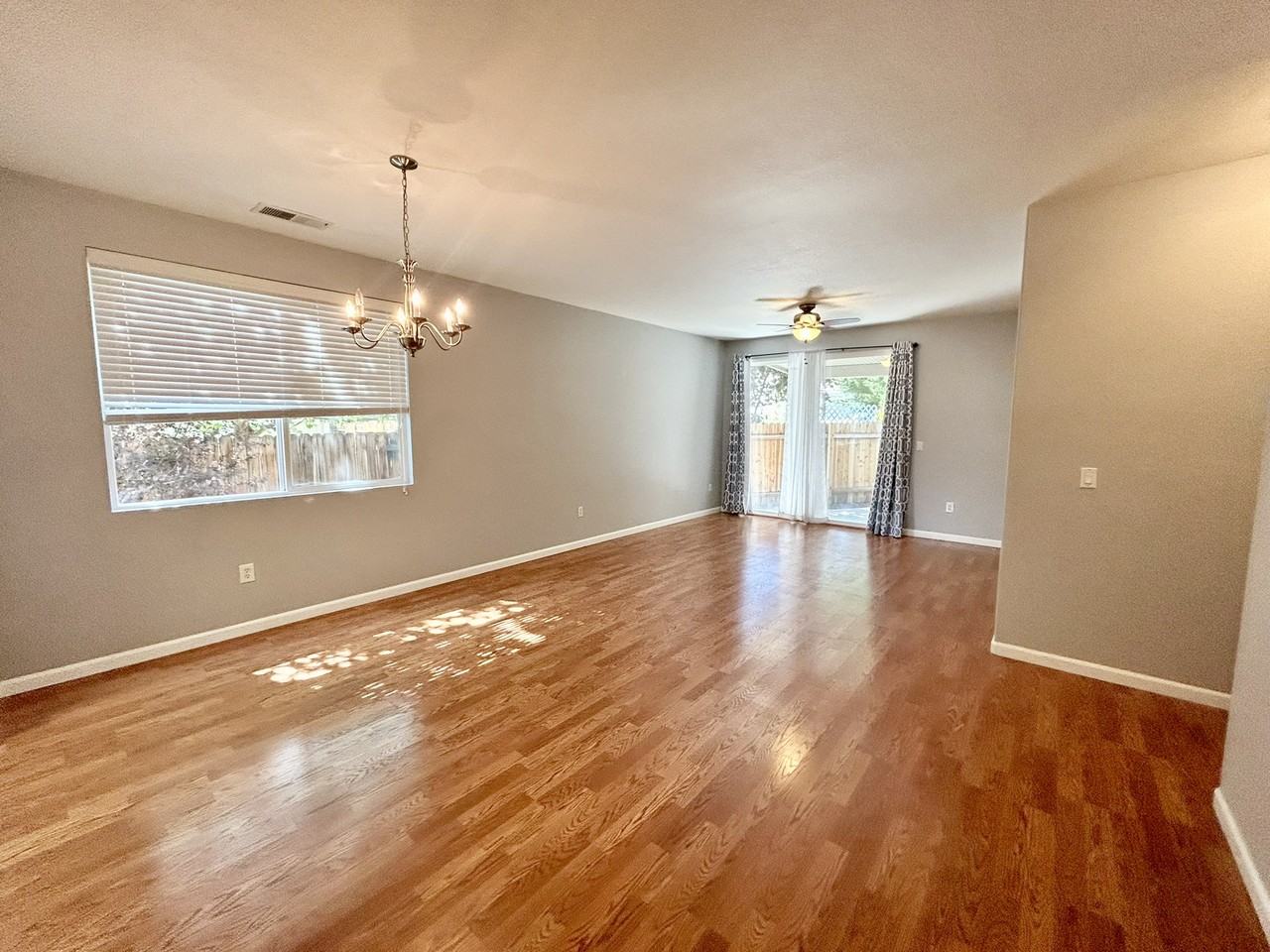 392 Royal Troon Dr #NA - Photo 3 of 14