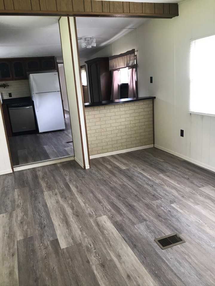 208 Bee Ridge Rd #NA - Photo 4 of 13